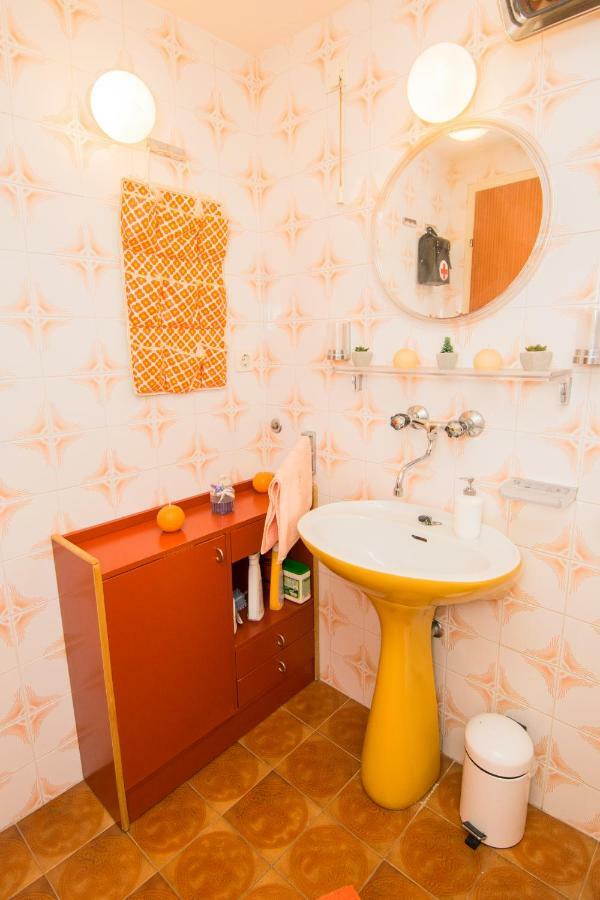 Vacation Home Mirjana Seget Vranjica Exteriör bild