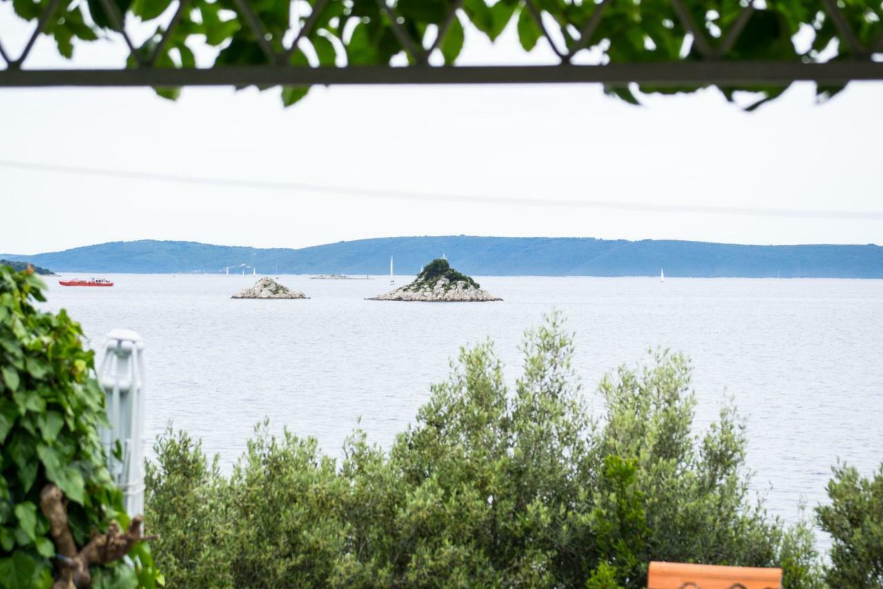 Vacation Home Mirjana Seget Vranjica Exteriör bild