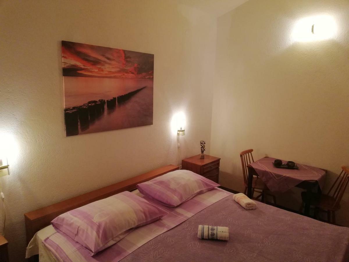 Vacation Home Mirjana Seget Vranjica Exteriör bild