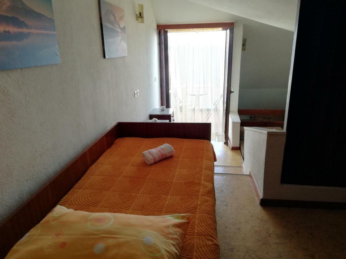 Vacation Home Mirjana Seget Vranjica Exteriör bild